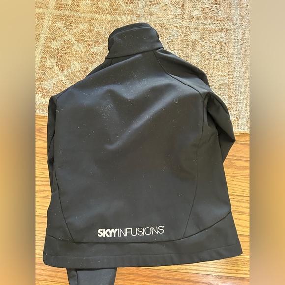 Columbia black sports jacket with SKYY Infusions monogrammed on back. - Picture 2 of 5